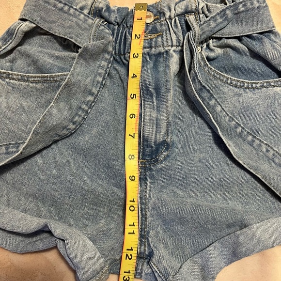 Forever 21 shorts - Picture 3 of 6